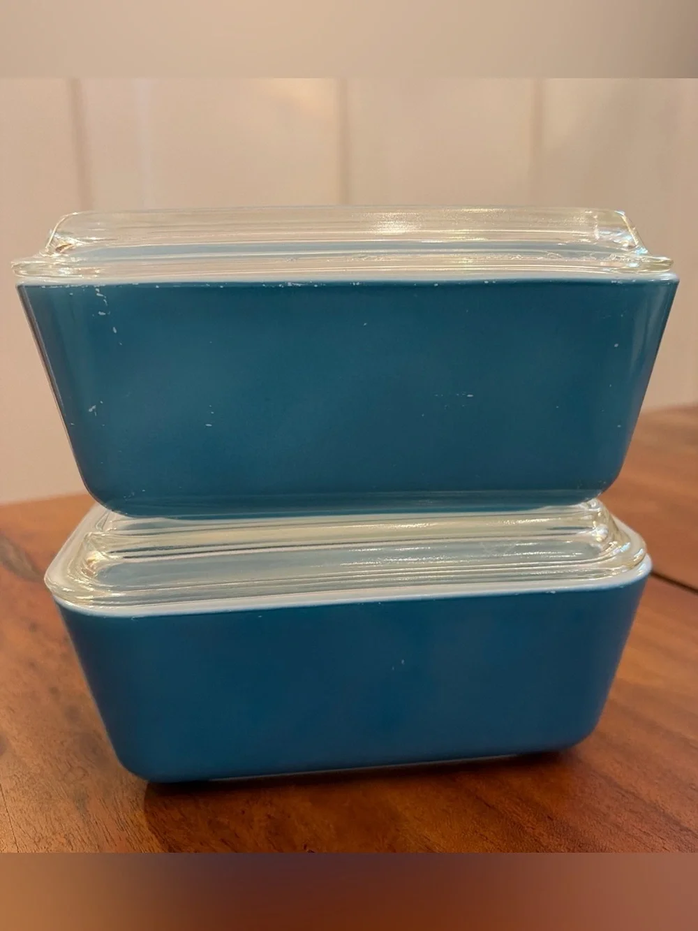 Vintage Pyrex 502 Blue Turquoise Refrigerator Dishes 1.5 Pint Pair w/ 502-C Lids
